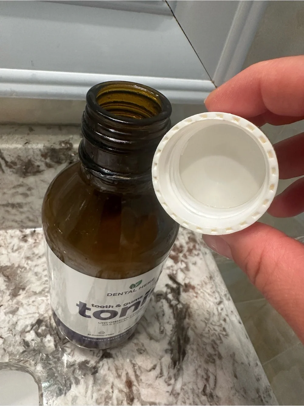 etonic bottle white